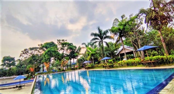 Taman Bukit Palem Resort Bogor 5 Kolam renang taman bukit palem resort bogor
